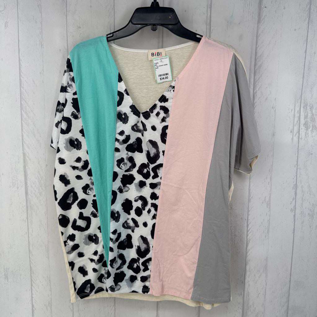 L s/s mixed media v-neck top