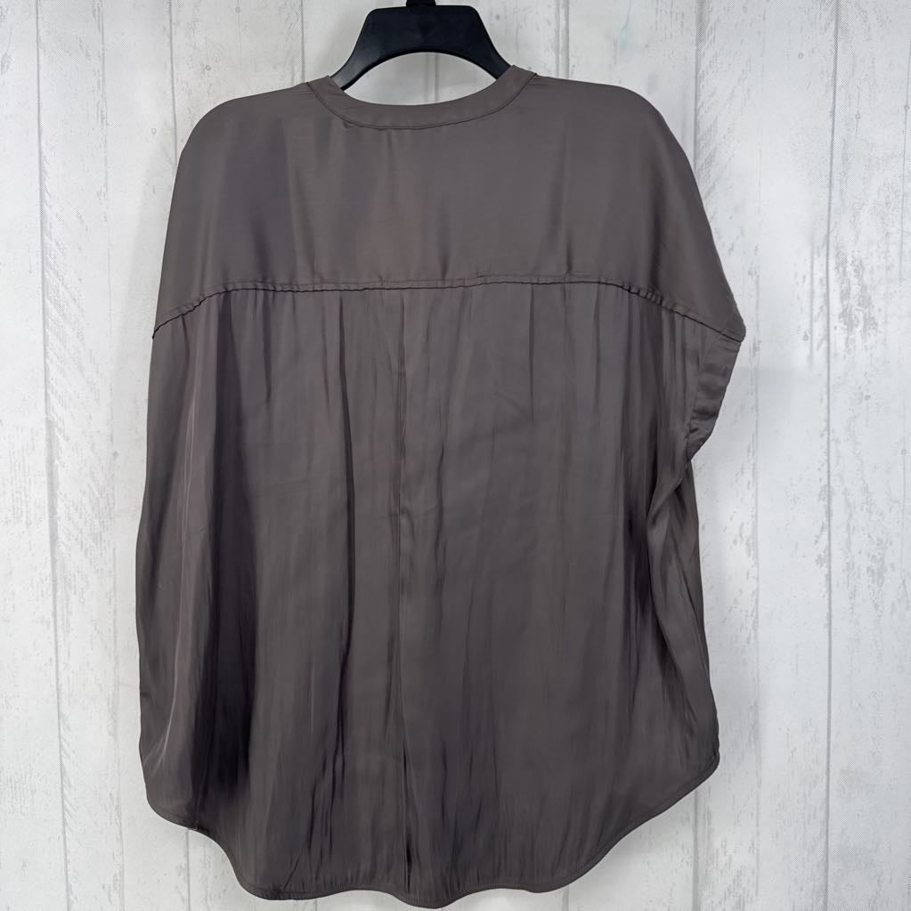 XL silky quarter button down cap slv top