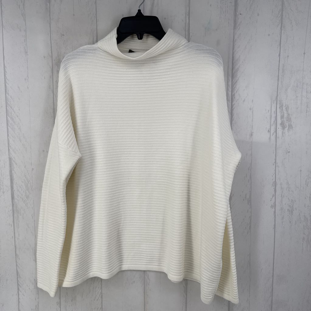 L rib knit mock neck sweater