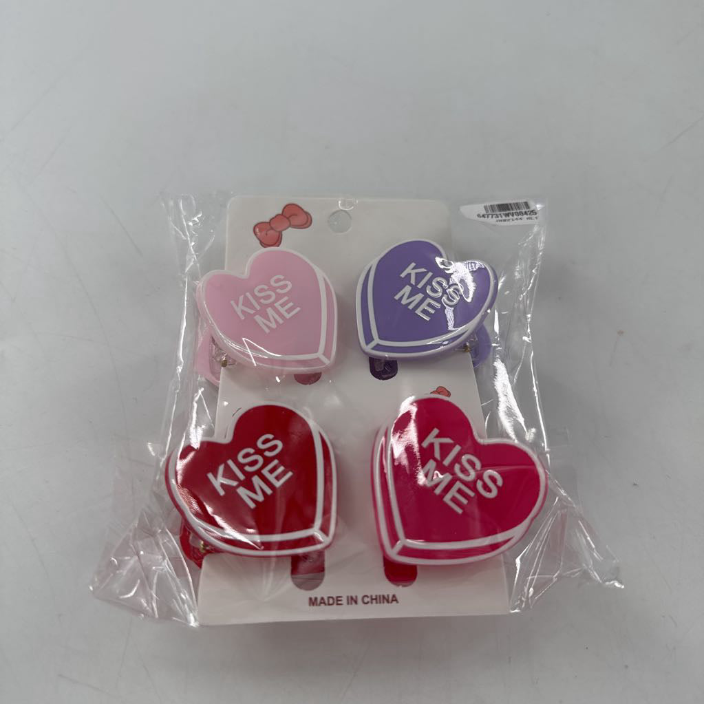 heart hair clips (4 pack)
