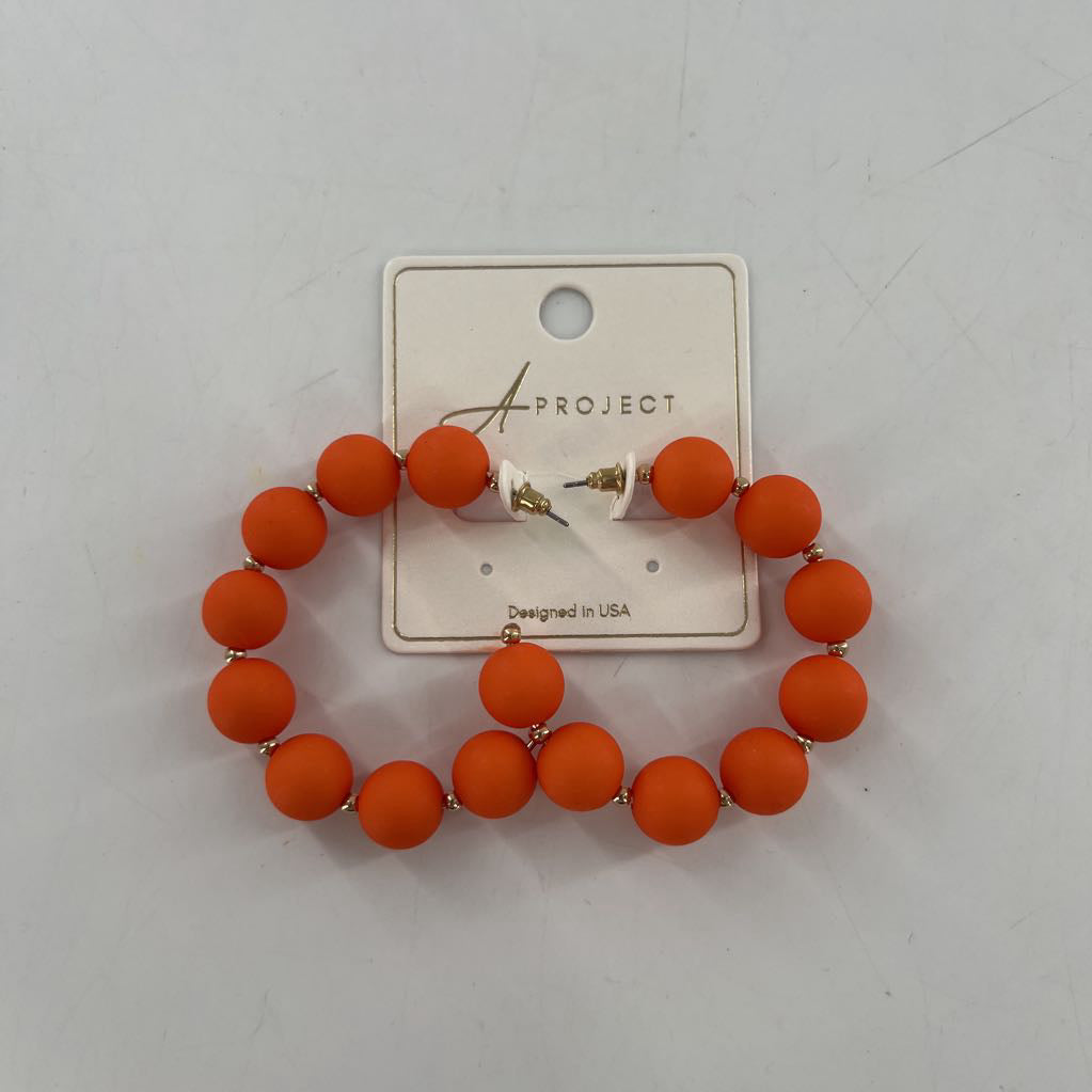 beaded hoop earrings-orange