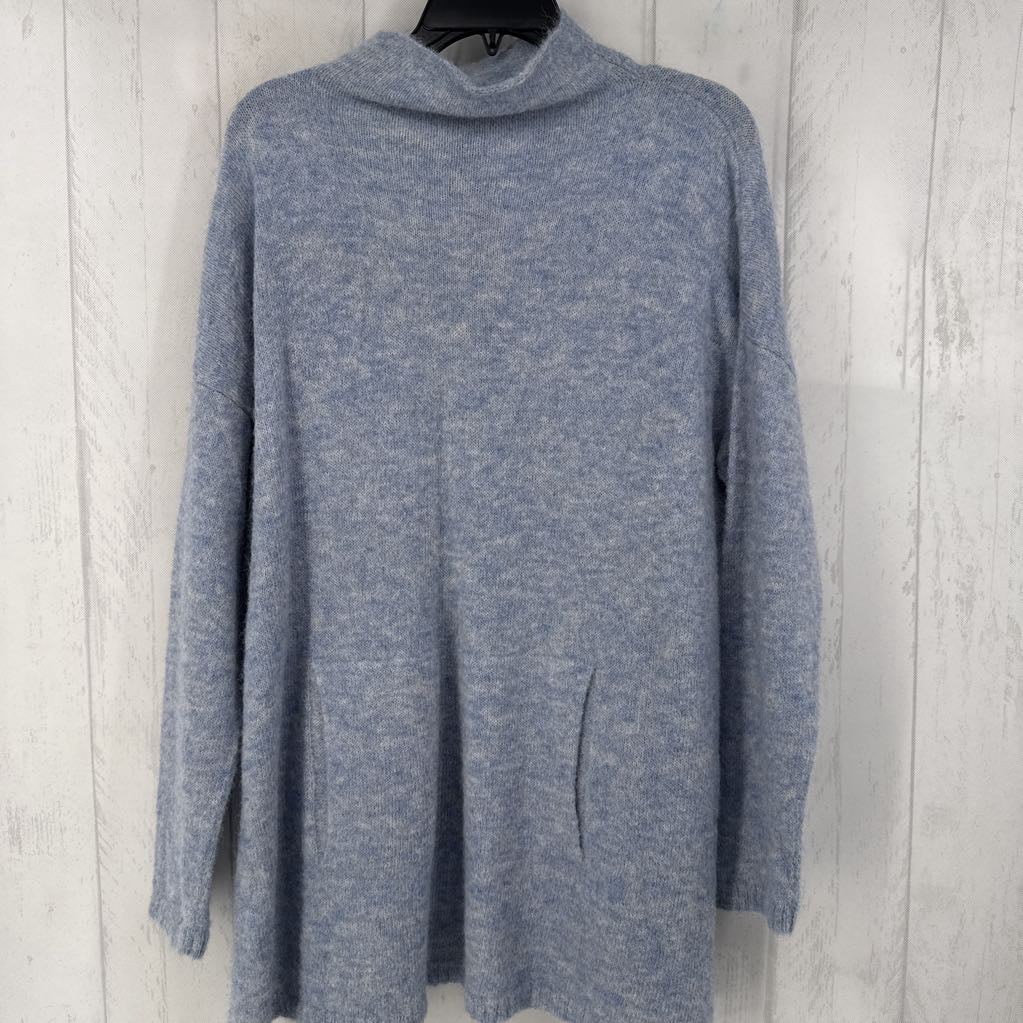 L hooded tunic sweater