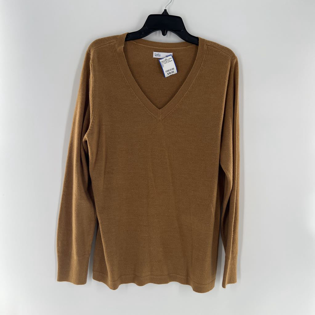 XL v-neck sweater