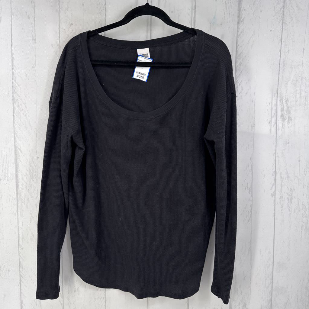 L waffle knit v-neck l/s top