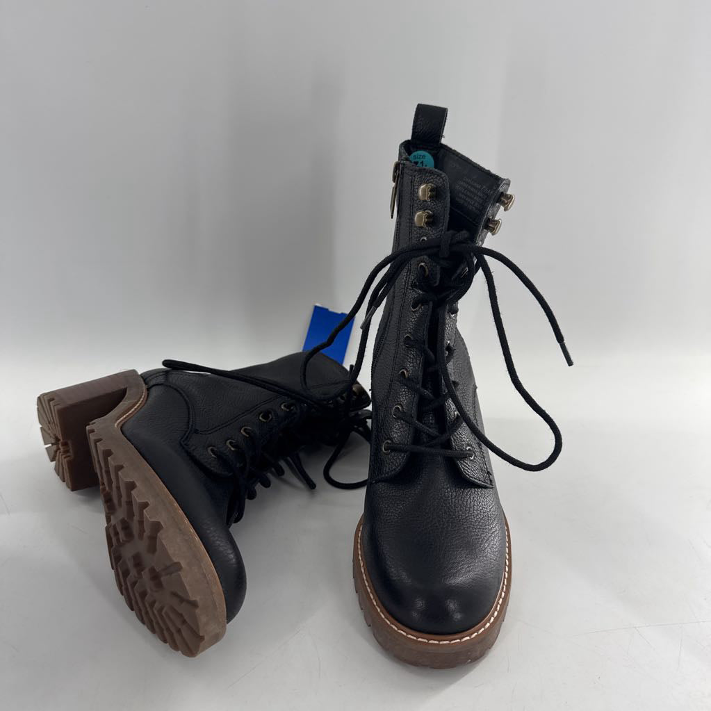 7.5 leather block heel combat boot