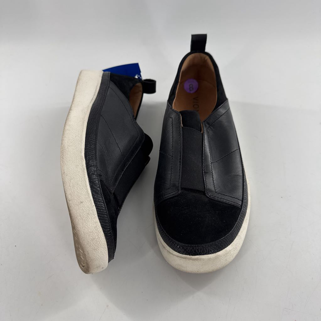 8 leather & suede slip-on sneaker