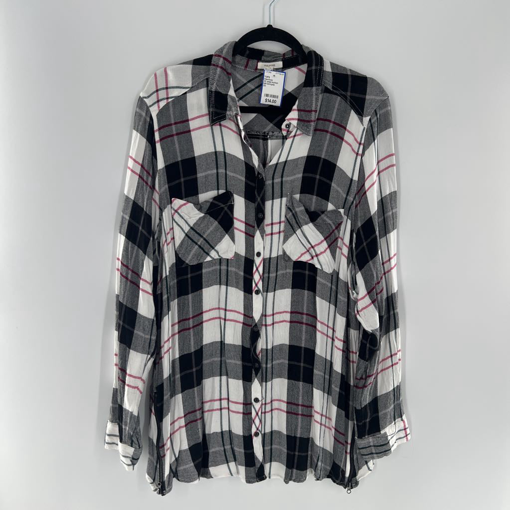 2X plaid button down l/s top
