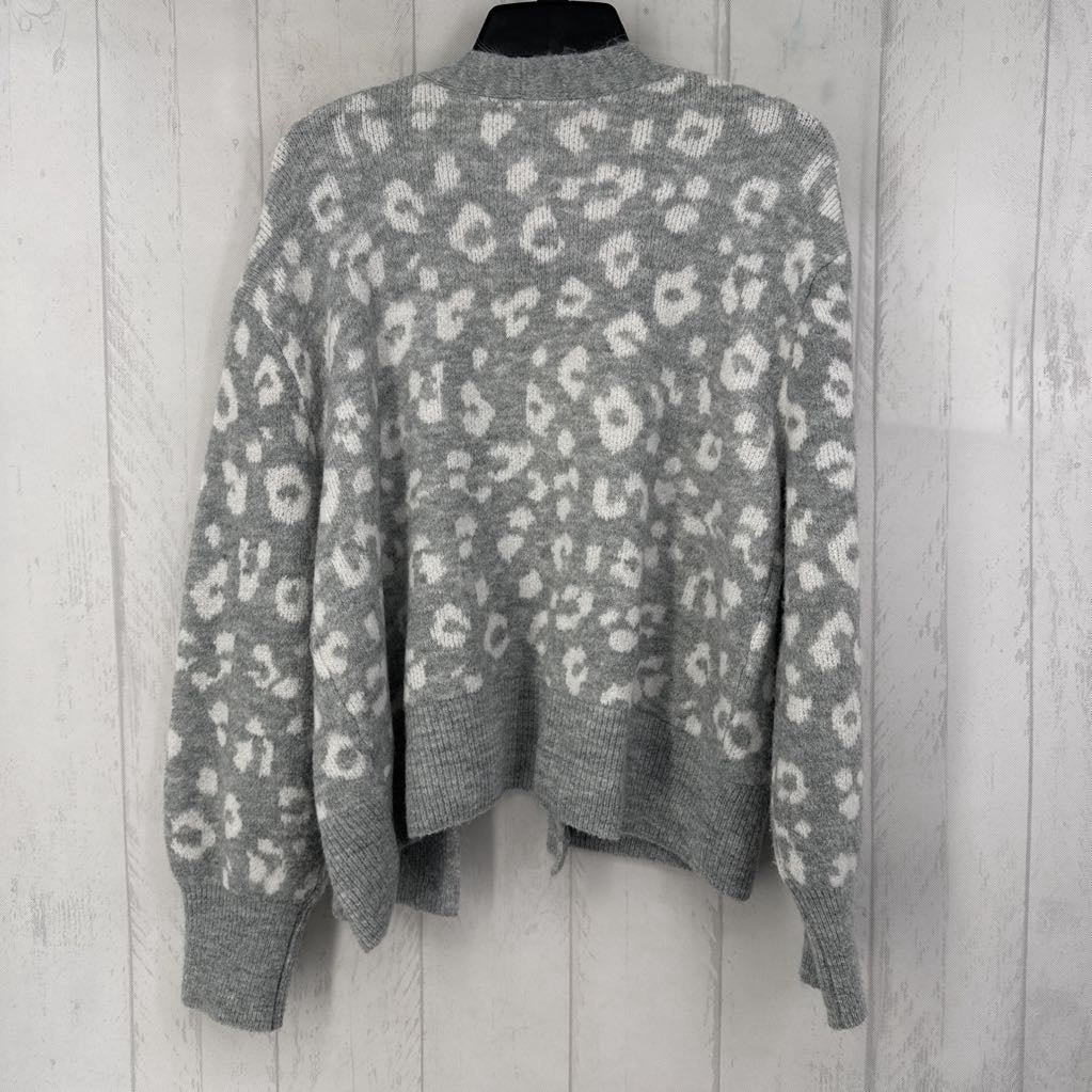 M animal print cardi