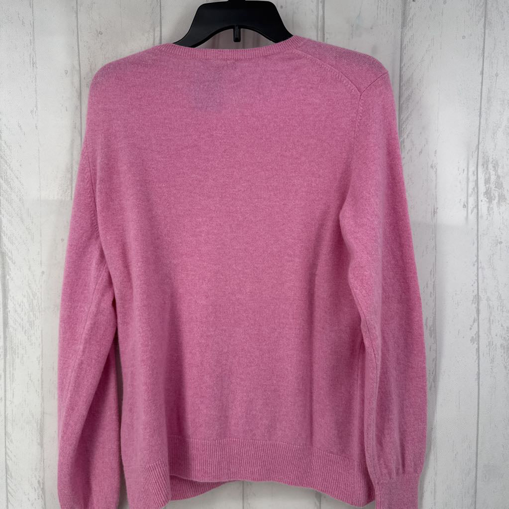 L crewneck cashmere sweater