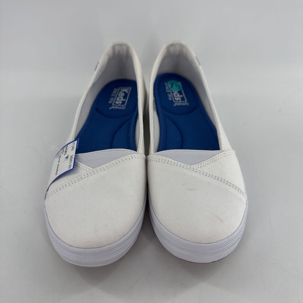 7.5 slip-on sneaker