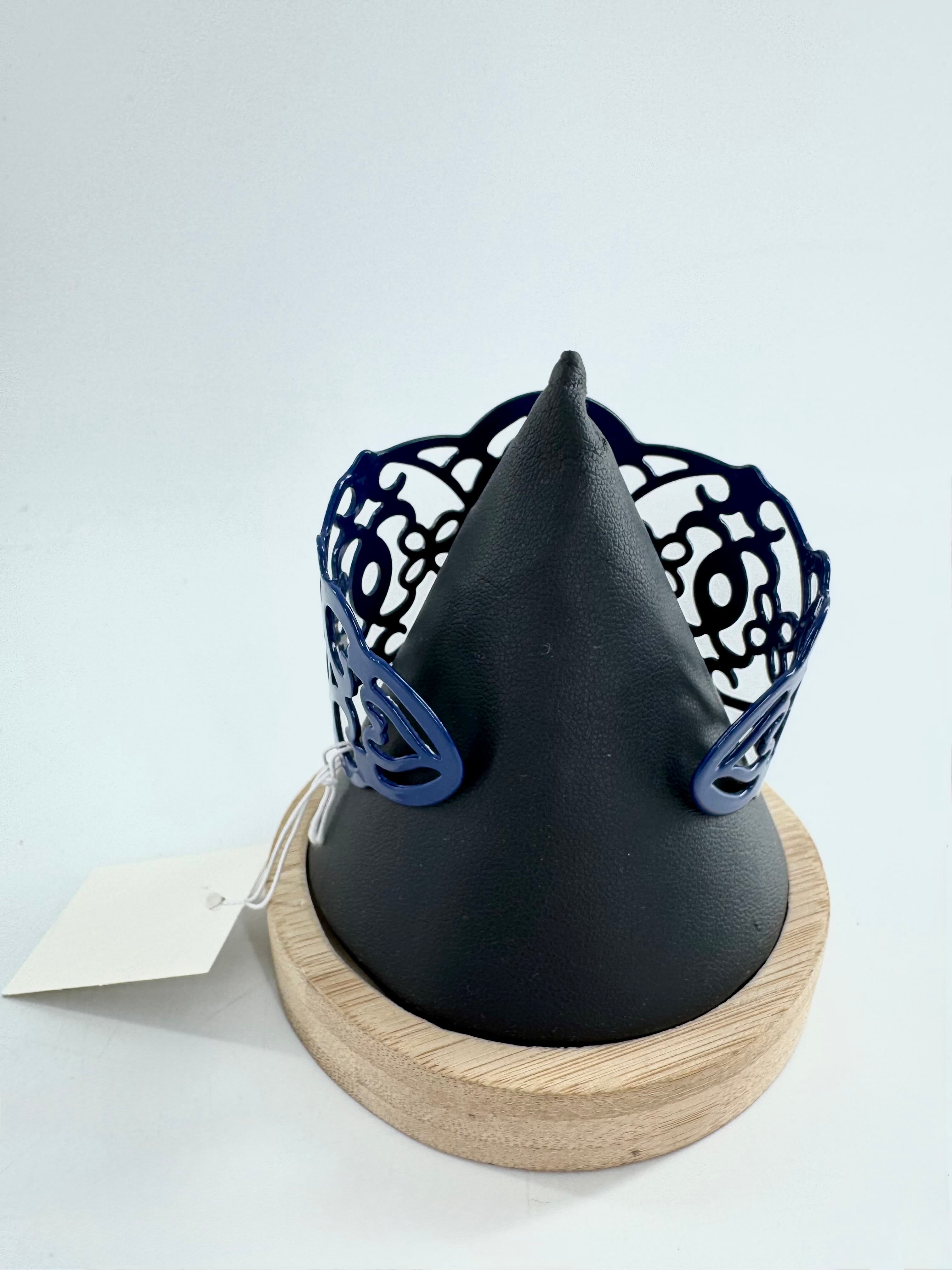 metal scroll cuff w/ green stone