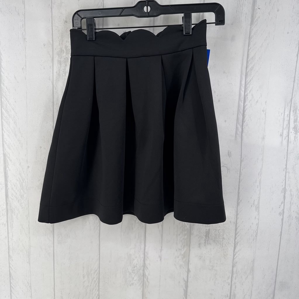 S scalloped skirt
