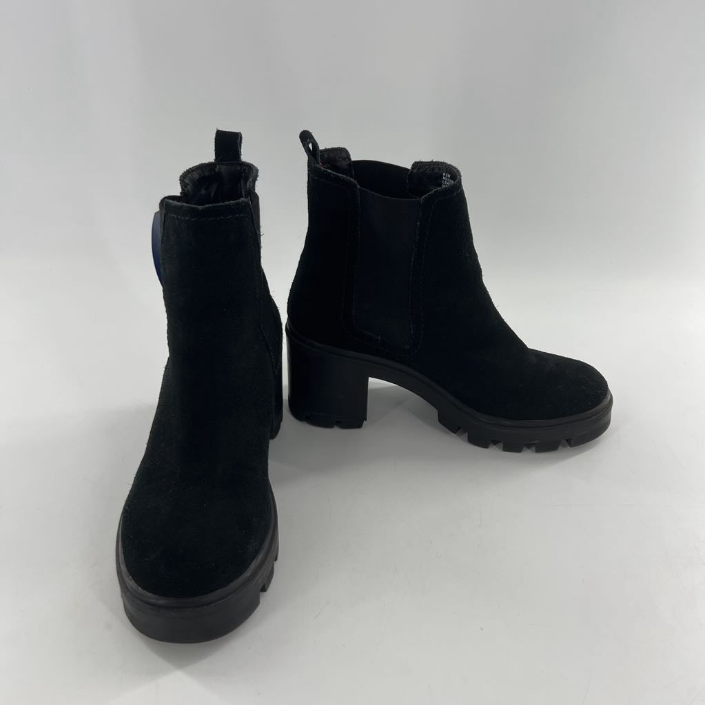 6.5 slip on platform heel boot