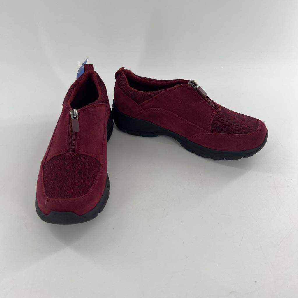 9.5 fleece lined slip-on shoe