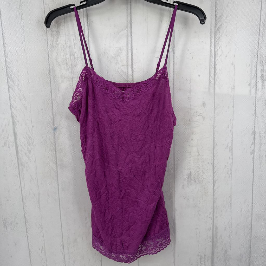 R30 L crinkle lace tank