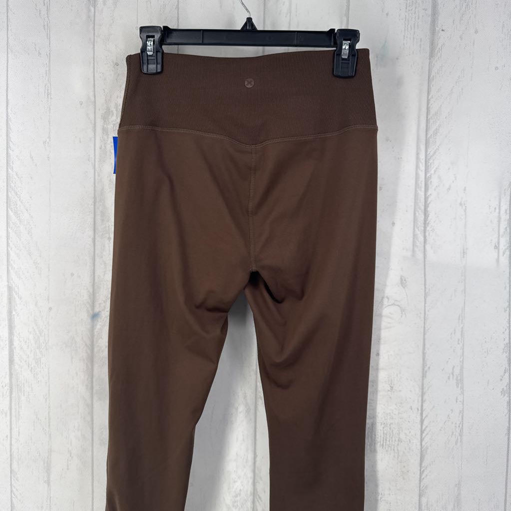 M hi-rise crop legging