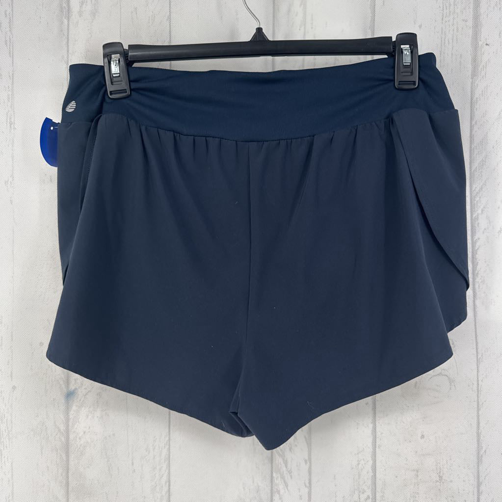 L hi-rise shorts