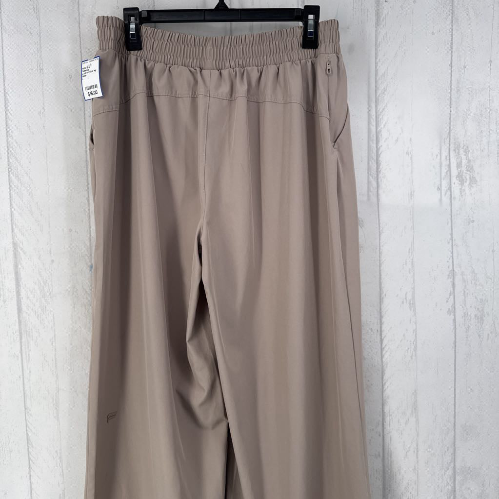 L pull-on flare leg pant