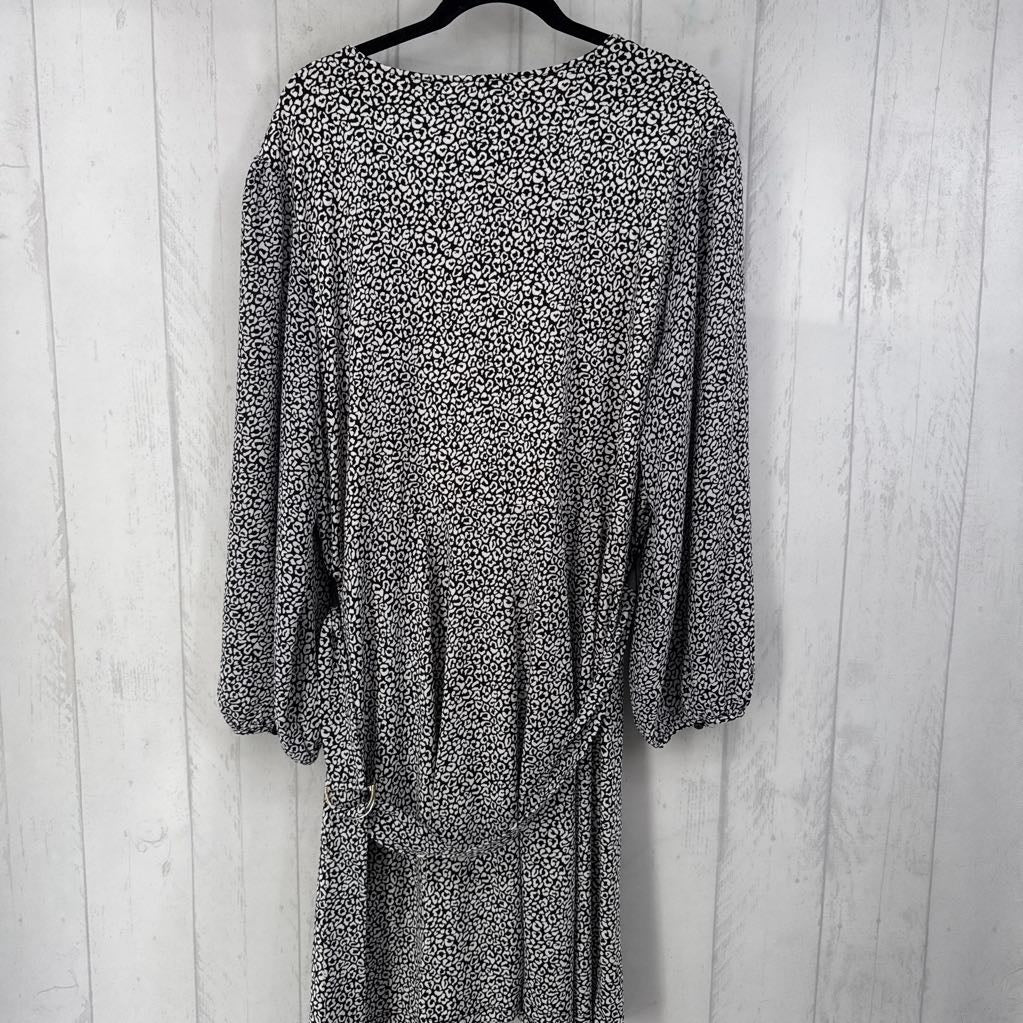 2X animal print crossover l/s dress