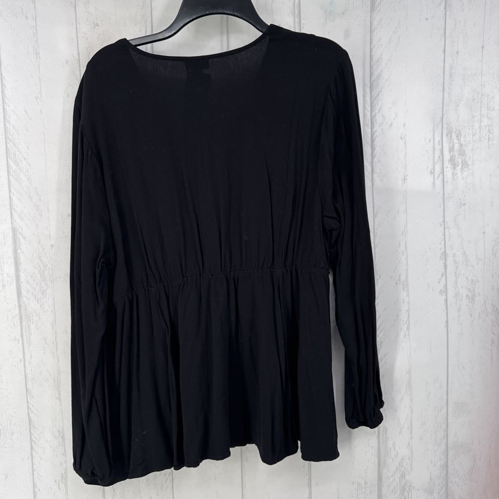2X v-neck l/s peplum top
