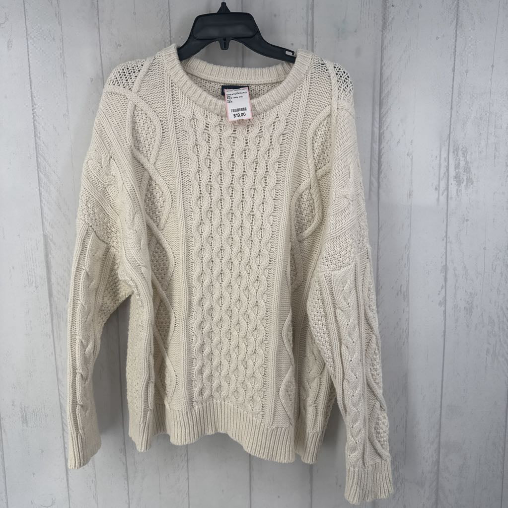 XS/S cable knit crewneck sweater