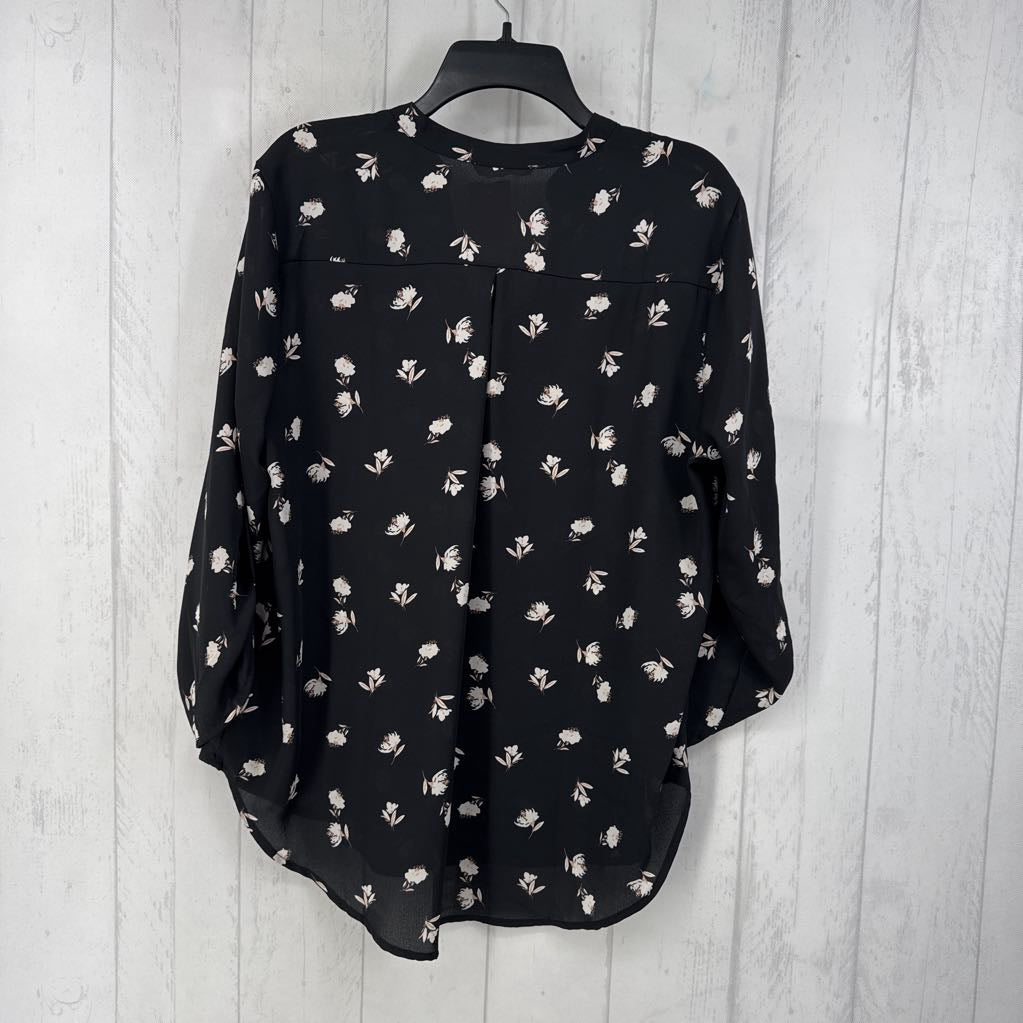 XL flo print notch neck tab slv top