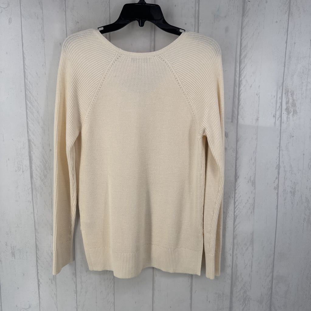 XS v-neck sweater