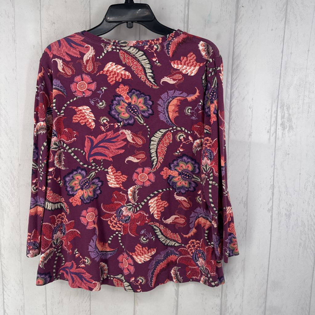 XL flo print v-neck 3/4 slv top