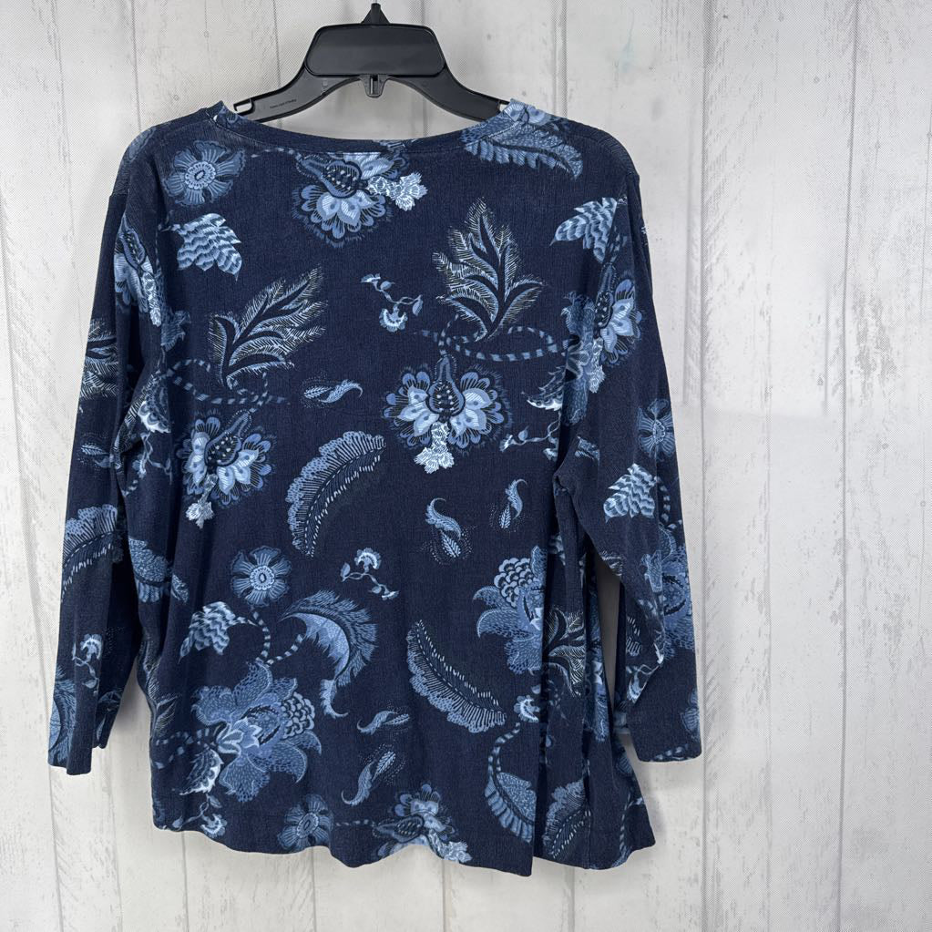 XL flo print v-neck 3/4 slv top