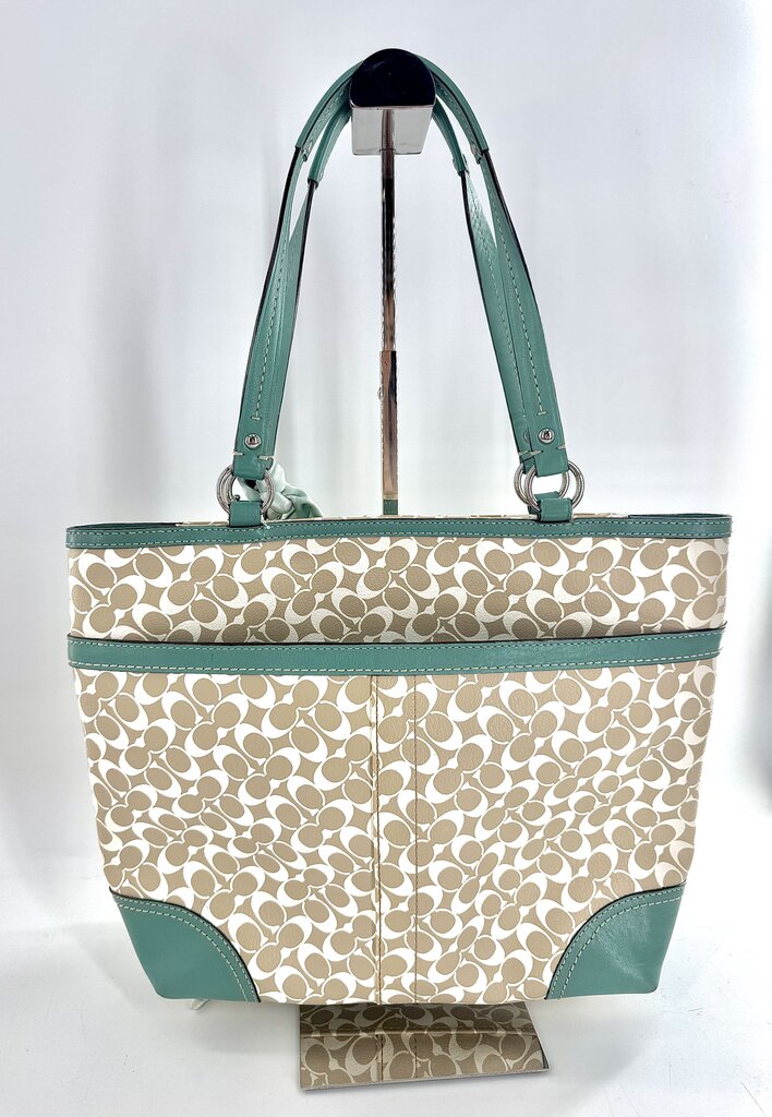 signature top zip tote w/ twilly scarf