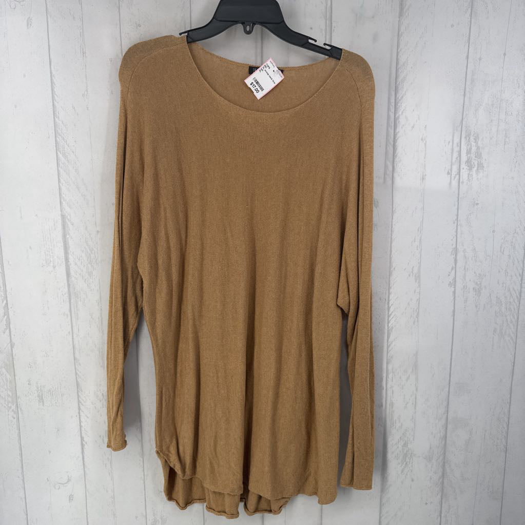 XL scoop neck hi-lo l/s tunic