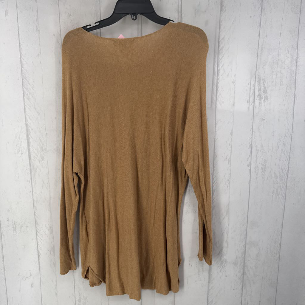 XL scoop neck hi-lo l/s tunic
