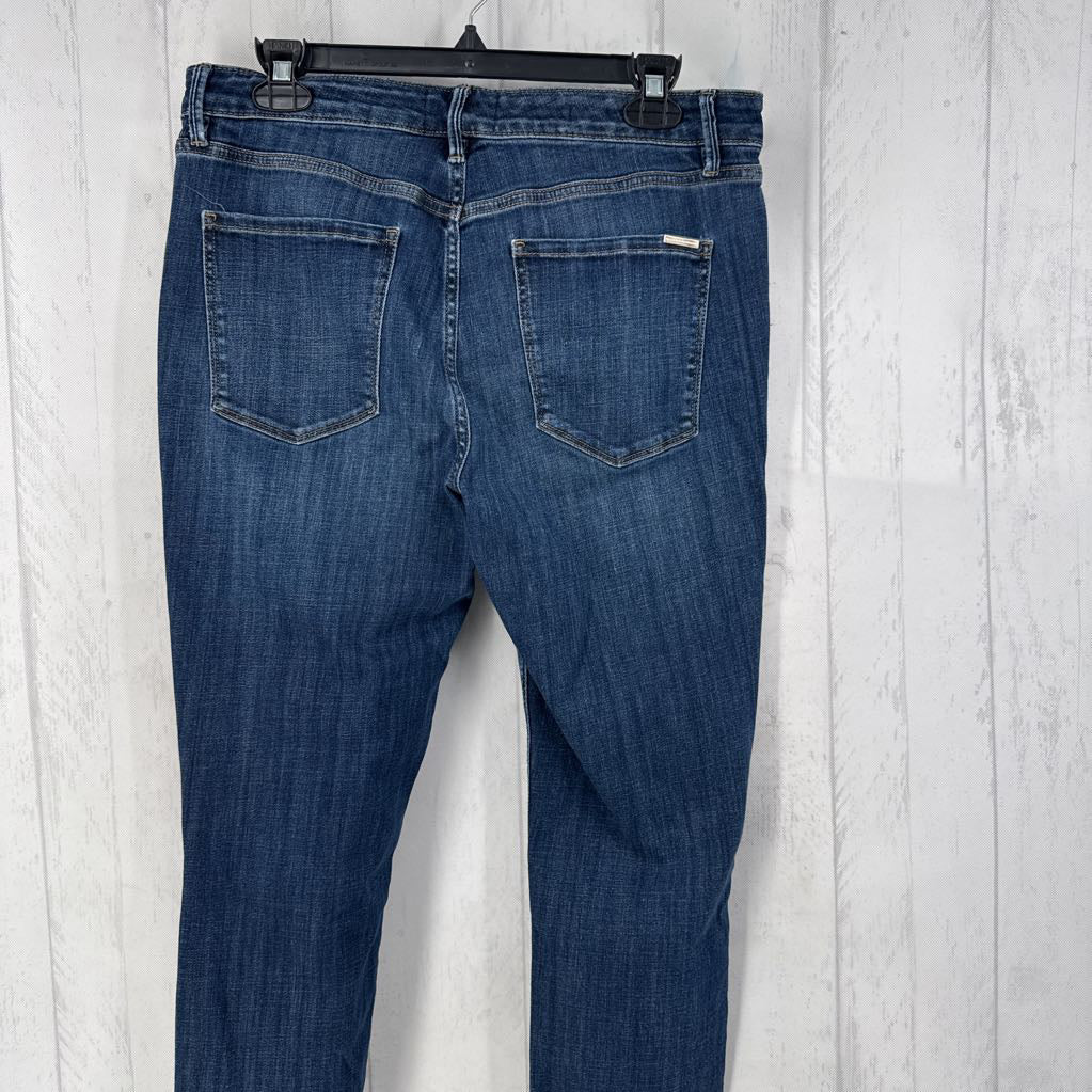 12 hi-rise skinny jean