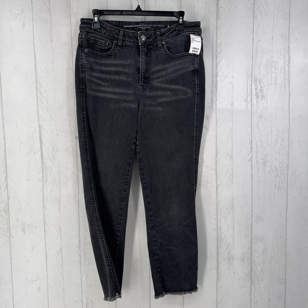 10 straight leg ankle jean