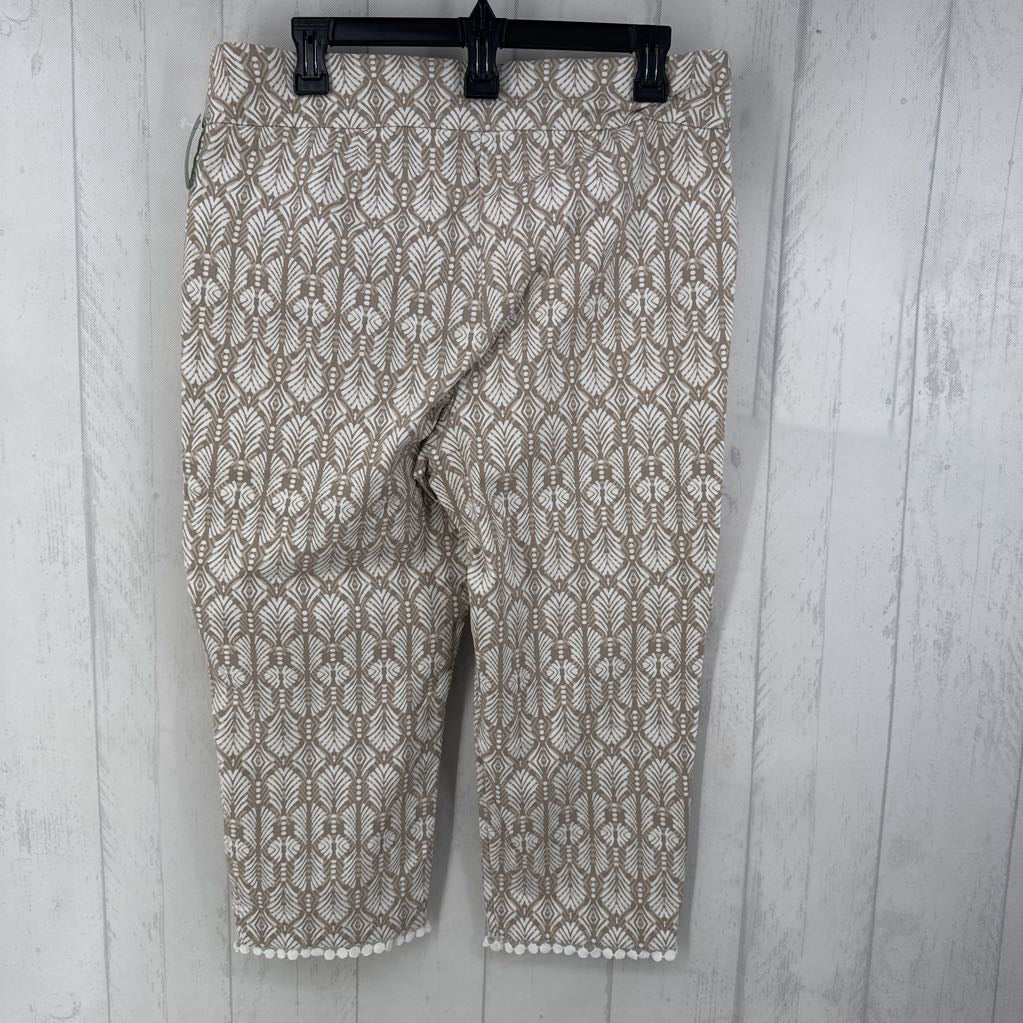 2.5 geometric/leaf ogee design capris