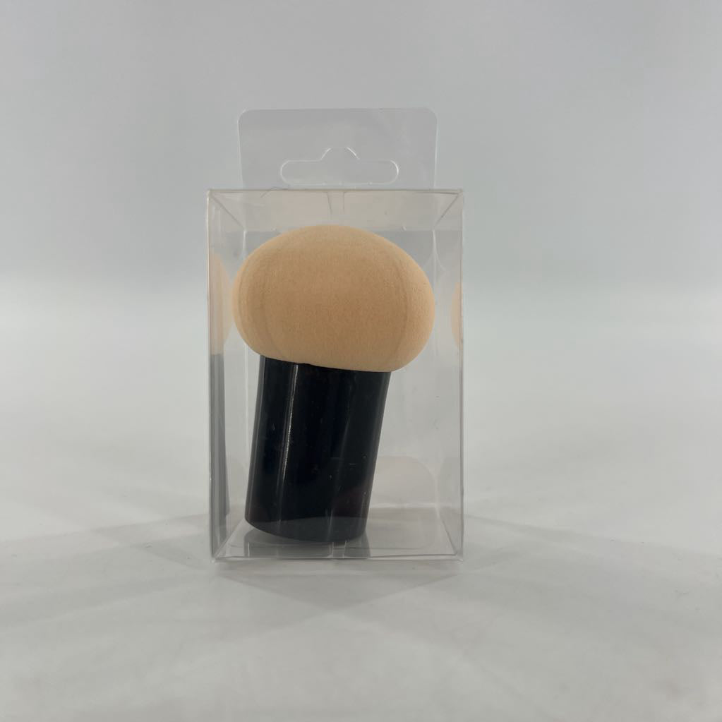 beauty sponge w/ handle beige