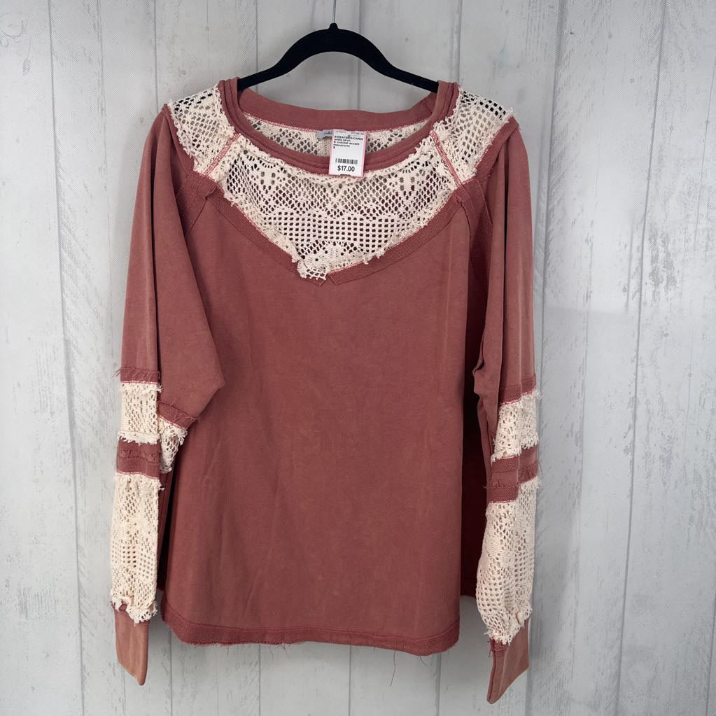 S crochet accent sweatshirt