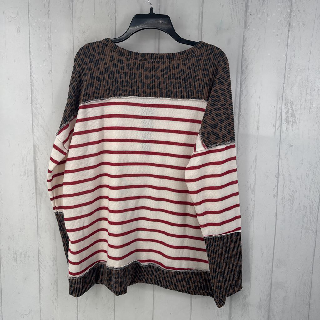 M striped w/ animal print sweatshirt