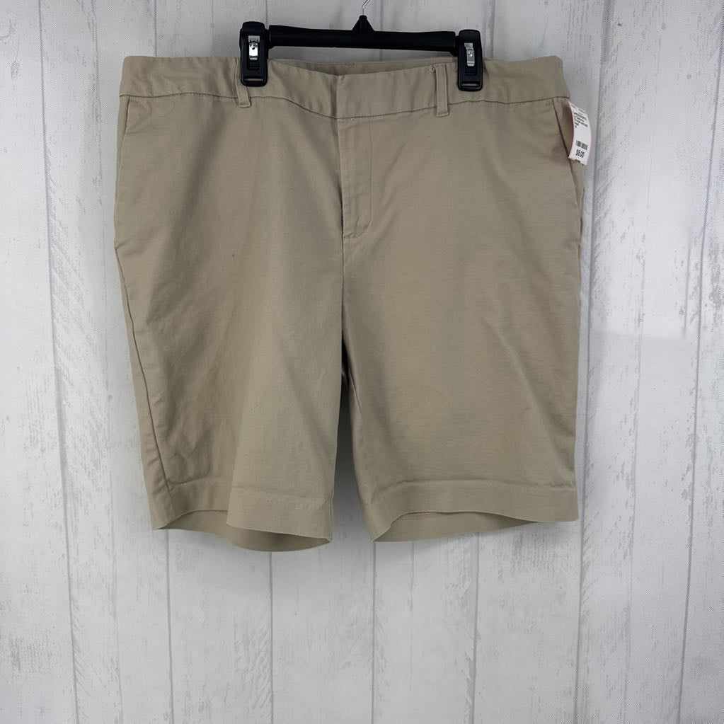 16 khaki bermuda shorts