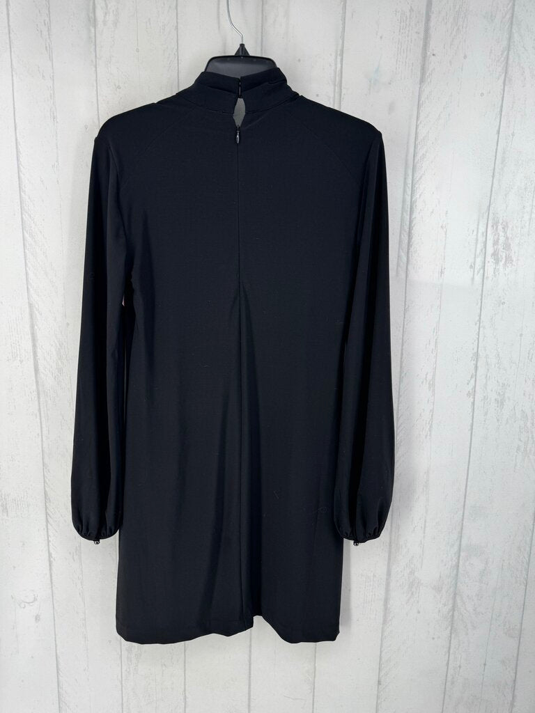 4 cutout mock-neck l/s shift dress