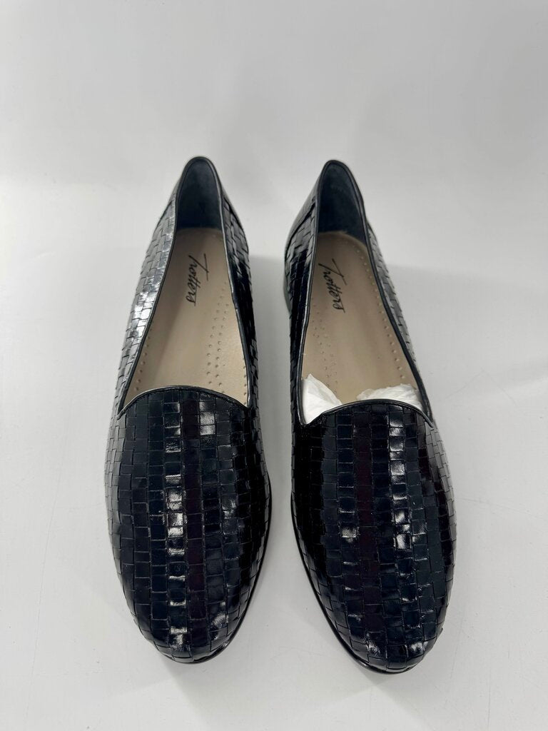 9.5 woven slip-on flats