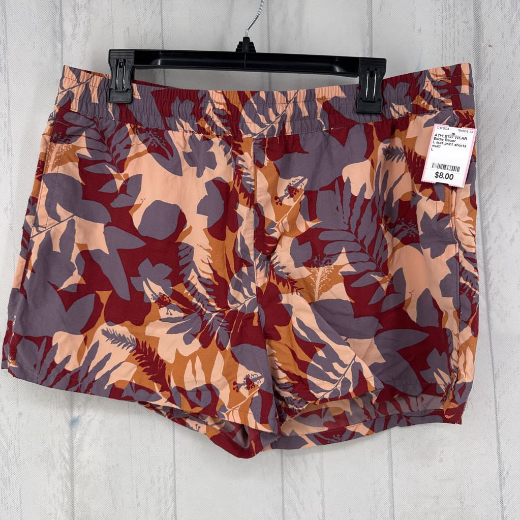 L leaf print shorts