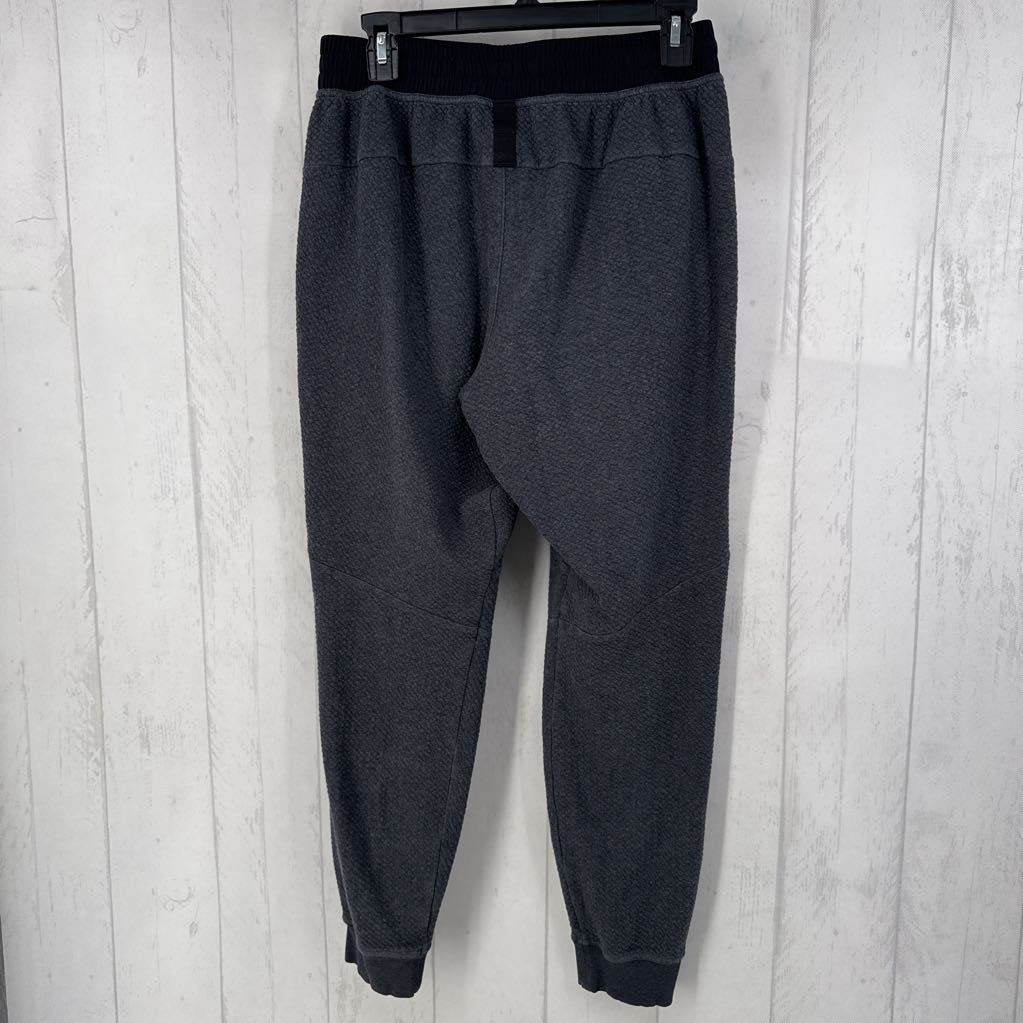 M textured joggers