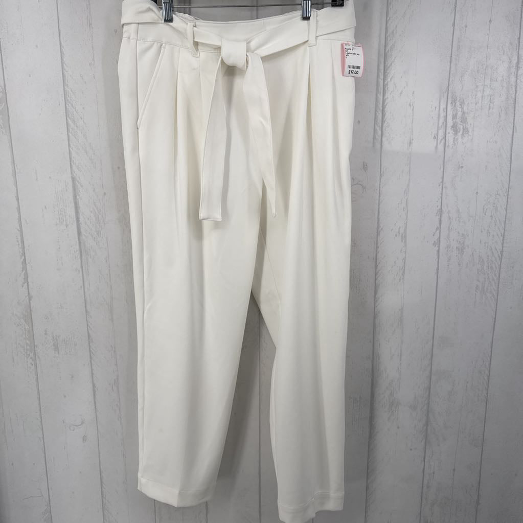 L belted slim leg pant