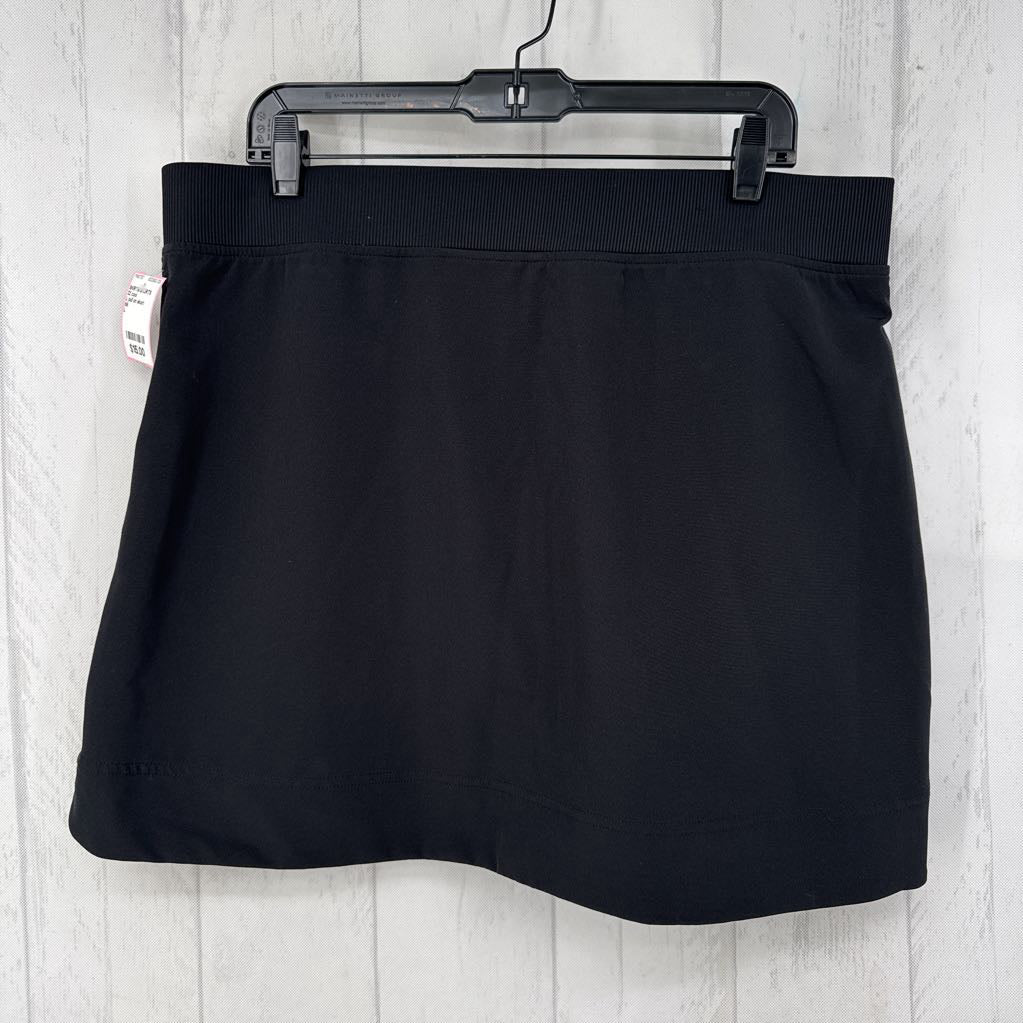 L pull on skort