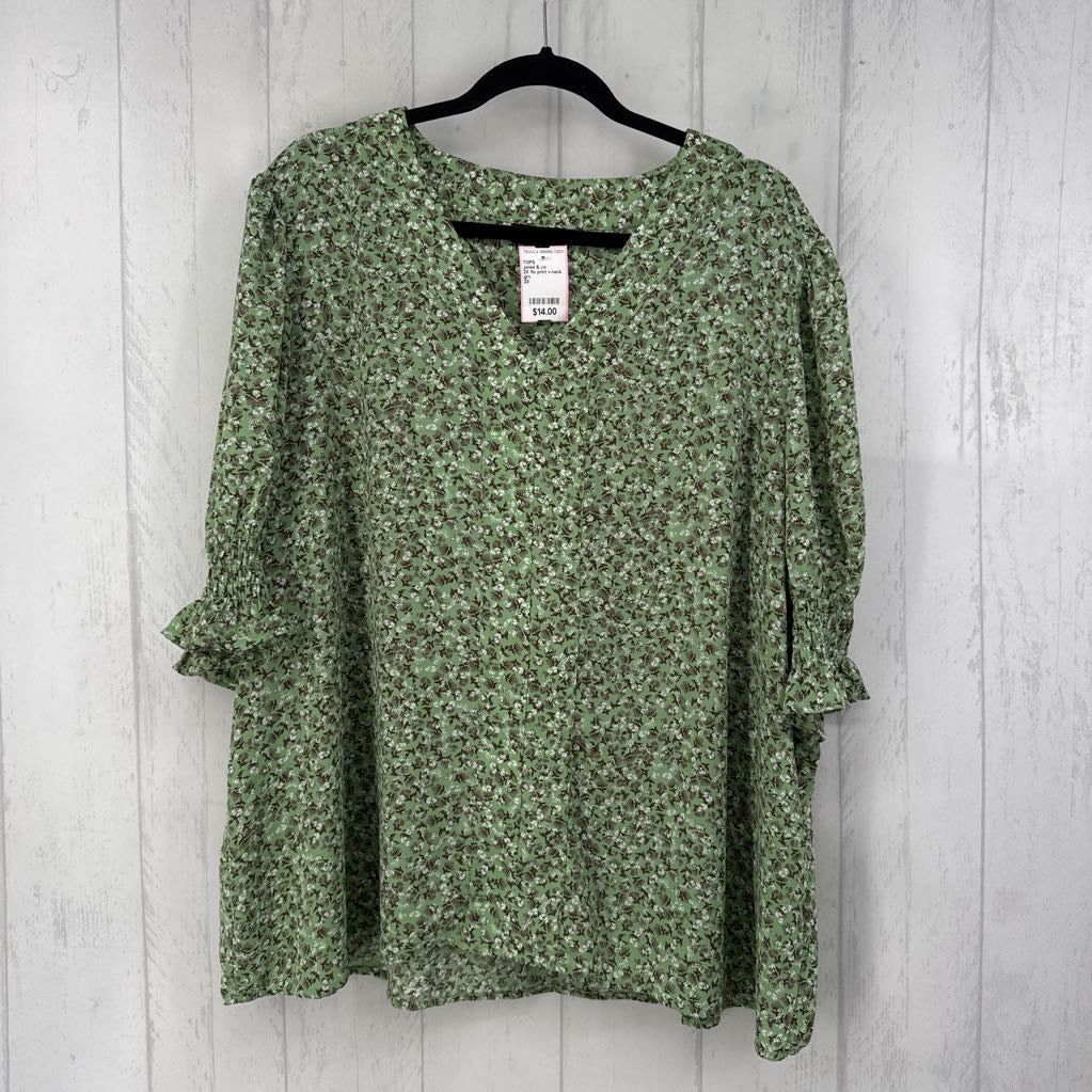 2X flo print v-neck s/s top