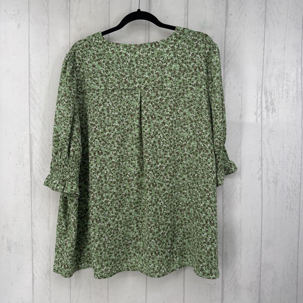 2X flo print v-neck s/s top
