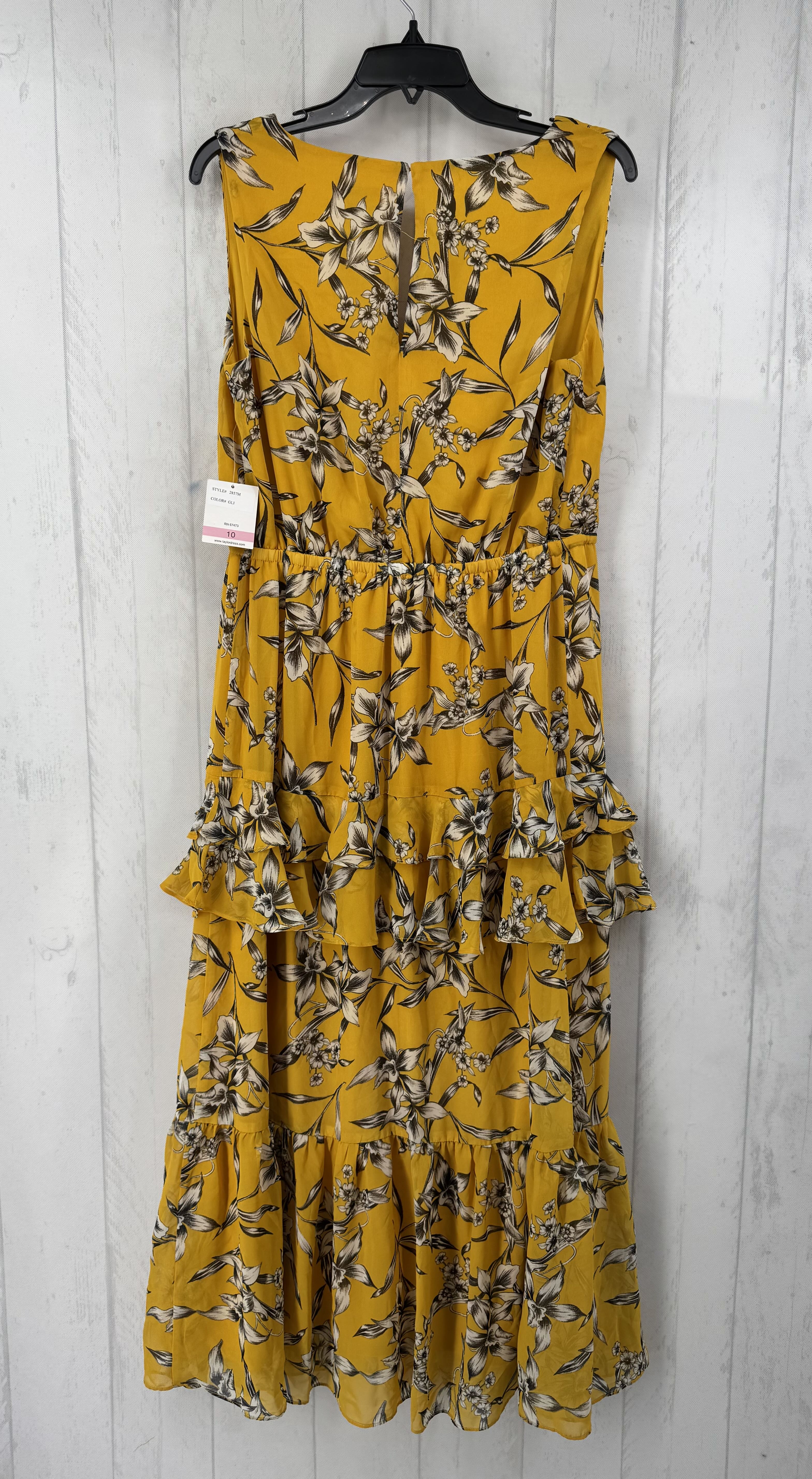 10 flo print tiered slvls dress