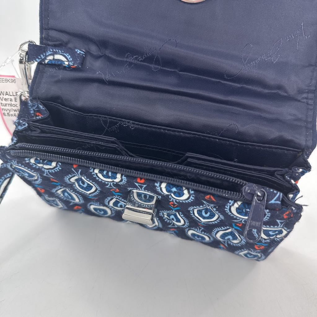 turnlock print bi-fold wallet/wristlet