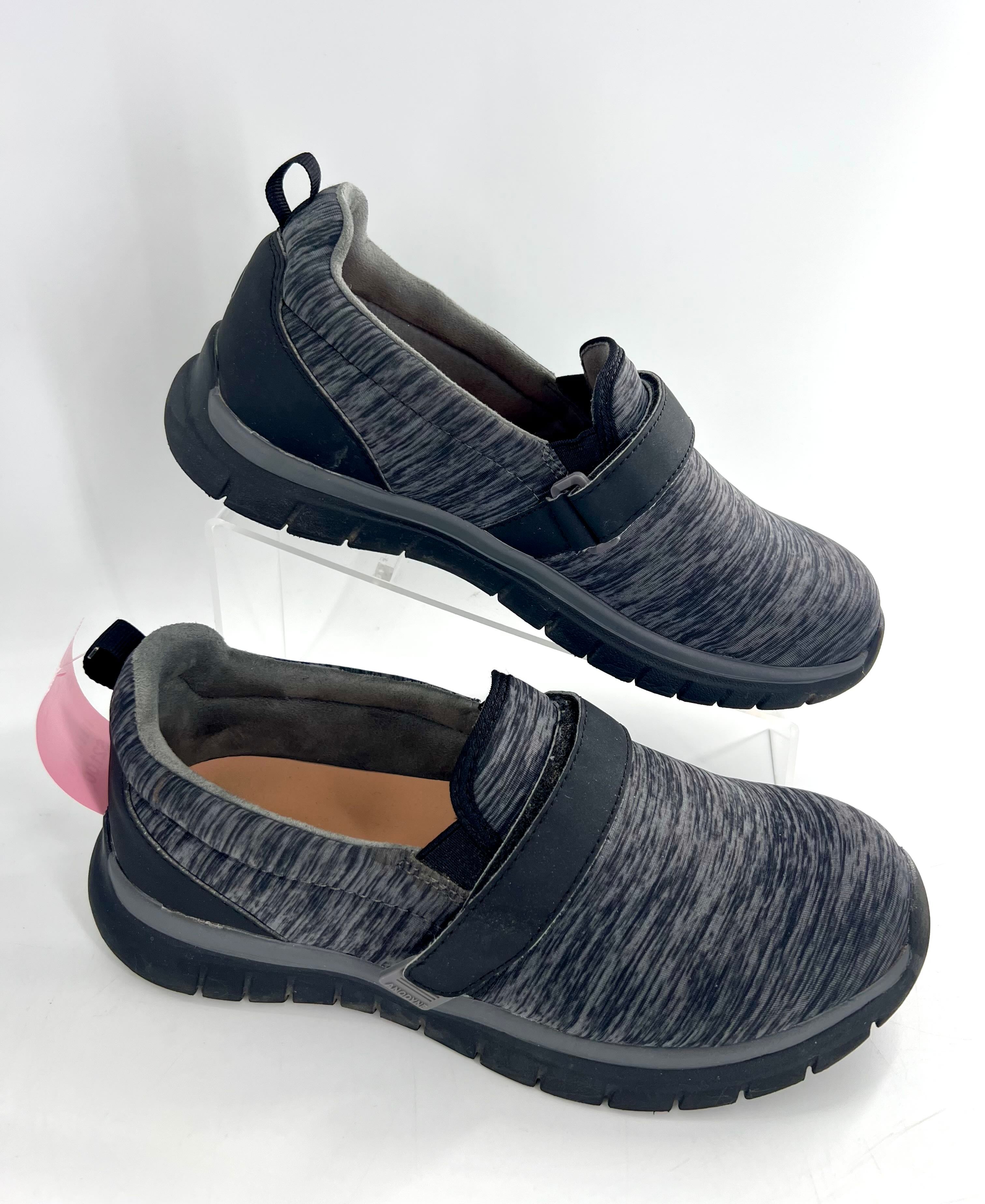 8w marled velcro strap walking shoe